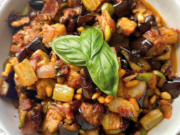 I piatti freschi del Mediterraneo Caponata di verdure