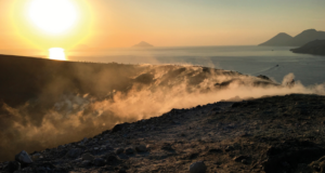 Le rotte di Aeroitalia. Caro diario, siamo alle Eolie vulcano