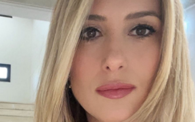 Virginia saba Ritratto di Viriginia Saba in primo piano